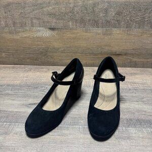 Clarks Alayna Shine Black Suede Mary Jane Shoes Women's Size 7